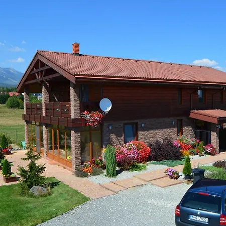 Tri Klasy 2* Nová Lesná